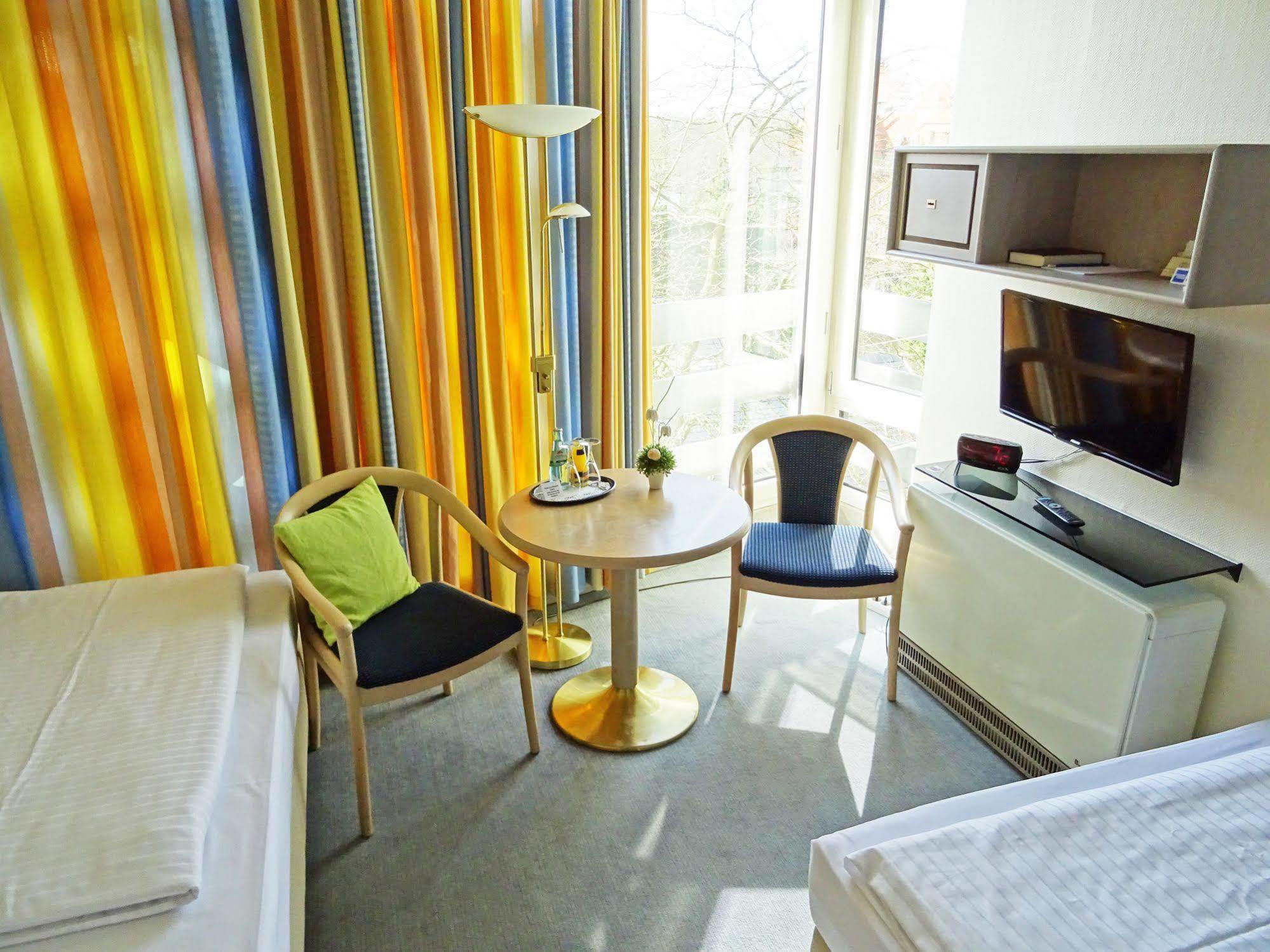 Jugendgaestehaus St.-Michaels-Heim برلين المظهر الخارجي الصورة